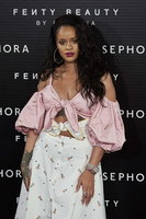 Rihanna mug #G1033273