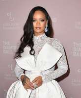Rihanna mug #G2361709
