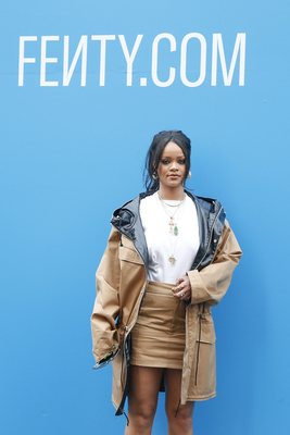 Rihanna Poster 3863906