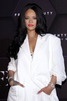 Rihanna hoodie #3890430