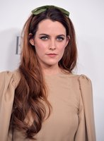 Riley Keough Longsleeve T-shirt #2879071