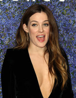 Riley Keough tote bag #G2367473