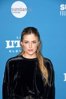 Riley Keough Longsleeve T-shirt #3807564