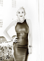 Rita Ora Longsleeve T-shirt #2127749