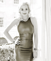 Rita Ora t-shirt #2127786
