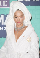 Rita Ora Longsleeve T-shirt #2909570