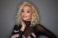 Rita Ora Longsleeve T-shirt #3745456