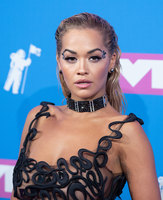 Rita Ora Longsleeve T-shirt #3806097
