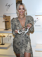 Rita Ora tote bag #G2452726