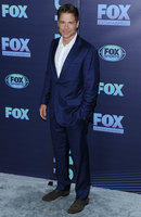 Rob Lowe mug #G2481093