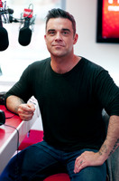 Robbie Williams hoodie #2340456