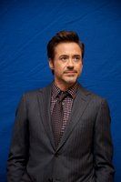 Robert Downey Jr Longsleeve T-shirt #2249535