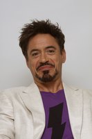 Robert Downey Jr Longsleeve T-shirt #2256639
