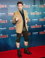 Robert Downey Jr Sweatshirt #2460989