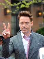 Robert Downey Jr Sweatshirt #2460997
