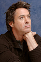 Robert Downey Sweatshirt #2346273