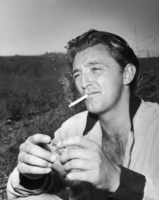Robert Mitchum Longsleeve T-shirt #2687338
