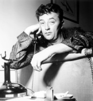 Robert Mitchum tote bag #G929455