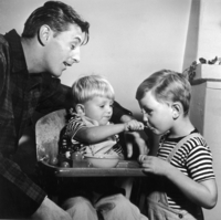 Robert Mitchum Sweatshirt #2687410