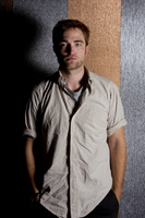 Robert Pattinson Longsleeve T-shirt #2187331