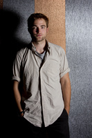 Robert Pattinson Longsleeve T-shirt #2187342
