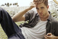 Robert Pattinson Longsleeve T-shirt #2193581
