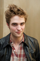 Robert Pattinson Longsleeve T-shirt #2233040