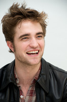 Robert Pattinson Longsleeve T-shirt #2233058