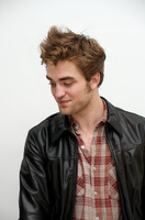 Robert Pattinson Longsleeve T-shirt #2233059