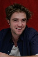 Robert Pattinson Longsleeve T-shirt #2252258