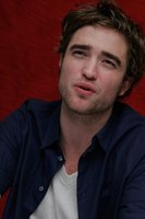 Robert Pattinson Longsleeve T-shirt #2252263