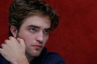 Robert Pattinson Longsleeve T-shirt #2252280