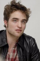 Robert Pattinson t-shirt #2288199