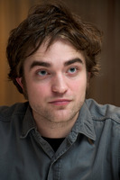 Robert Pattinson Longsleeve T-shirt #2288232