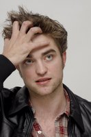 Robert Pattinson Longsleeve T-shirt #2288235