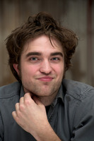 Robert Pattinson Longsleeve T-shirt #2288256