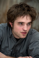 Robert Pattinson Longsleeve T-shirt #2288281