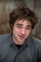 Robert Pattinson Longsleeve T-shirt #2288284