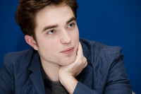 Robert Pattinson Longsleeve T-shirt #2309297