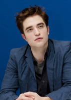 Robert Pattinson Longsleeve T-shirt #2309299