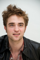Robert Pattinson Longsleeve T-shirt #2345518