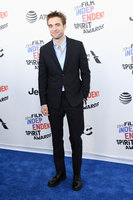 Robert Pattinson Longsleeve T-shirt #3167778