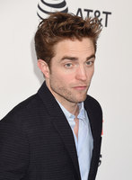 Robert Pattinson Longsleeve T-shirt #3178486