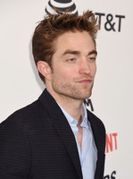 Robert Pattinson Longsleeve T-shirt #3178570