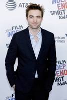 Robert Pattinson Longsleeve T-shirt #3178596