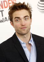 Robert Pattinson Longsleeve T-shirt #3178666