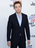 Robert Pattinson Longsleeve T-shirt #3178677