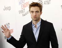 Robert Pattinson Longsleeve T-shirt #3178708