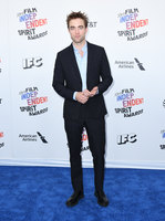 Robert Pattinson Longsleeve T-shirt #3178717