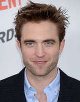 Robert Pattinson Longsleeve T-shirt #3178770